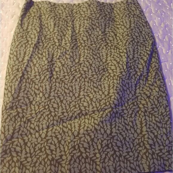 Loft Petite skirt size 4 P - Picture 1 of 5